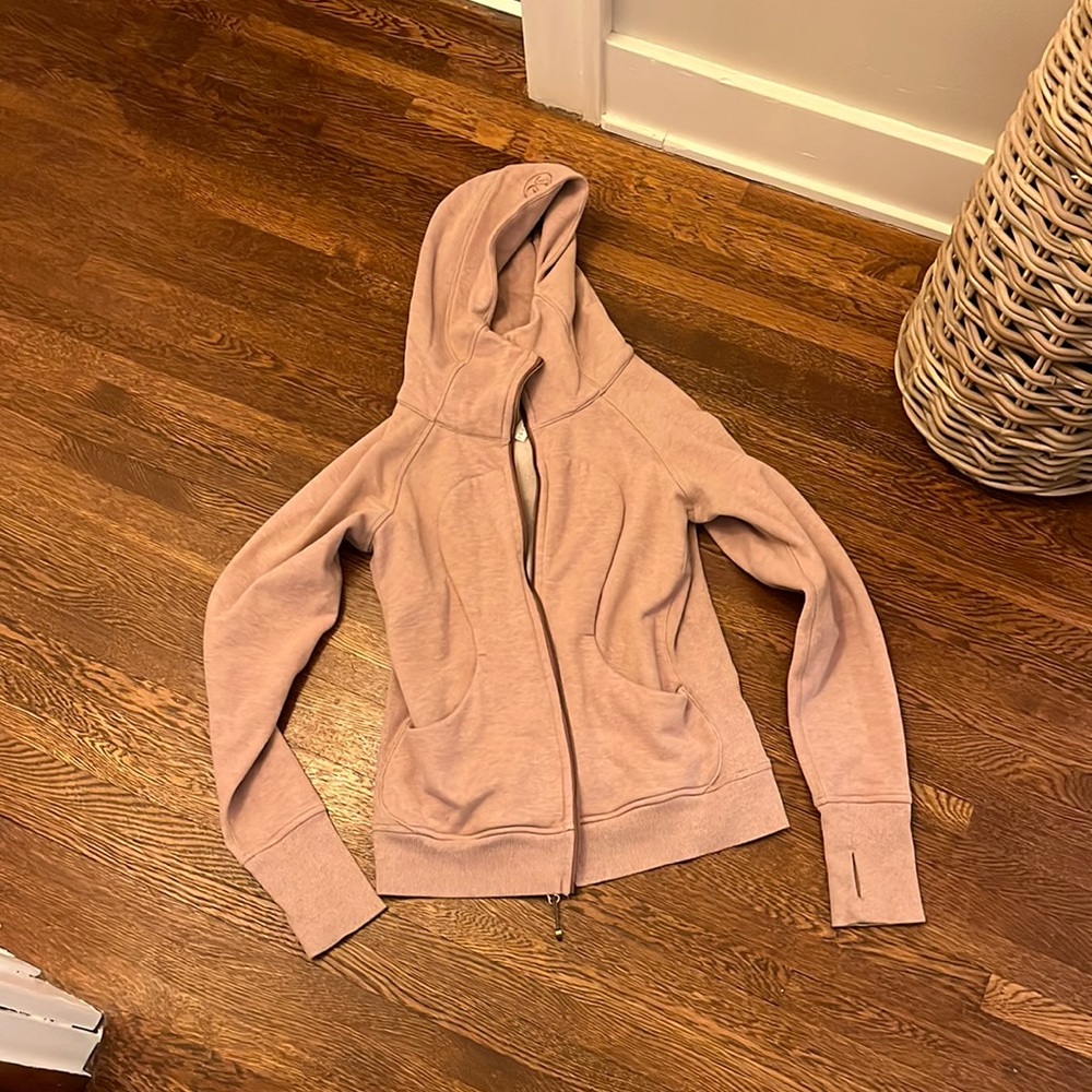 lululemon zip up!